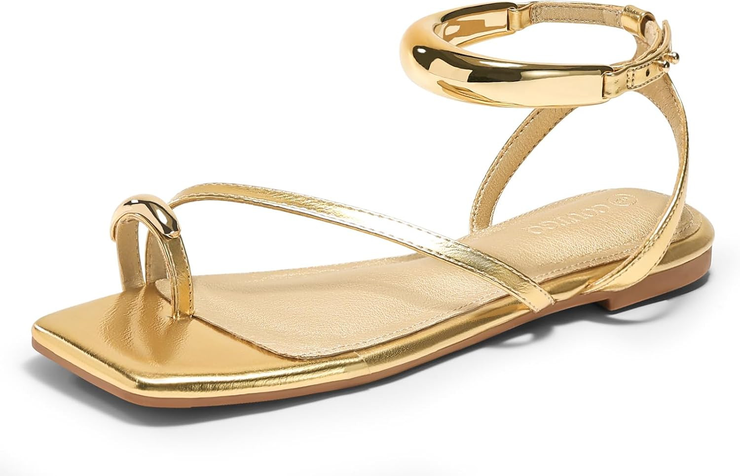 Coutgo Womens Strappy Flat Sandals Flip Flops Open Toe Ring Sandals Metal Ankle Strap Summer Beach Shoes | Amazon (US)