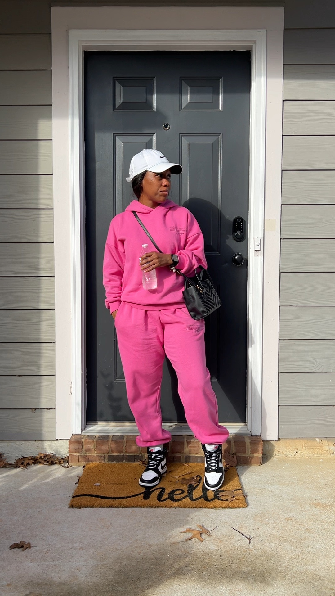 Pink sweatsuit outfit 

#LTKFindsUnder100 #LTKFindsUnder50 #LTKSeasonal