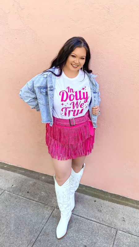 ✨Let’s go, girls!✨🤠 Y’all! How fun is this outfit for Nashville? 🤩 This skirt is so fun and flirty for a night out in Broadway with your girls, not to mention sparkly! 💖And with a Dolly Parton graphic tee, you know we have to represent the queen of country! 💖👢

#countryfestivaloutfit #fringeskirt #nashvilleoutfit #graphictee #cowgirlboots #rhinestonedenim #rhinestonedenimjacket 

#LTKstyletip #LTKunder100 #LTKFestival