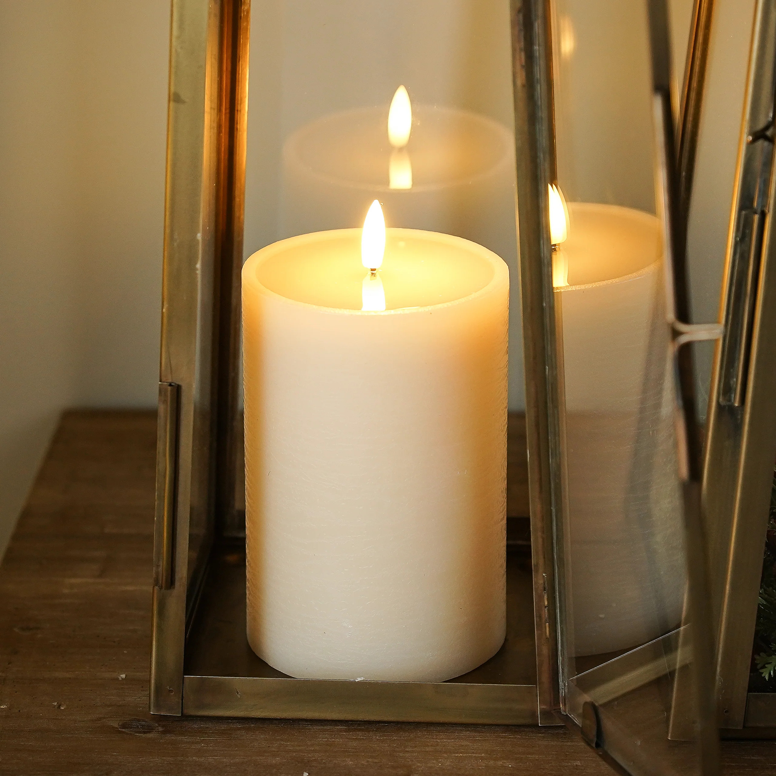 Textured Ivory Melting Effect Flameless Candle | MJHome