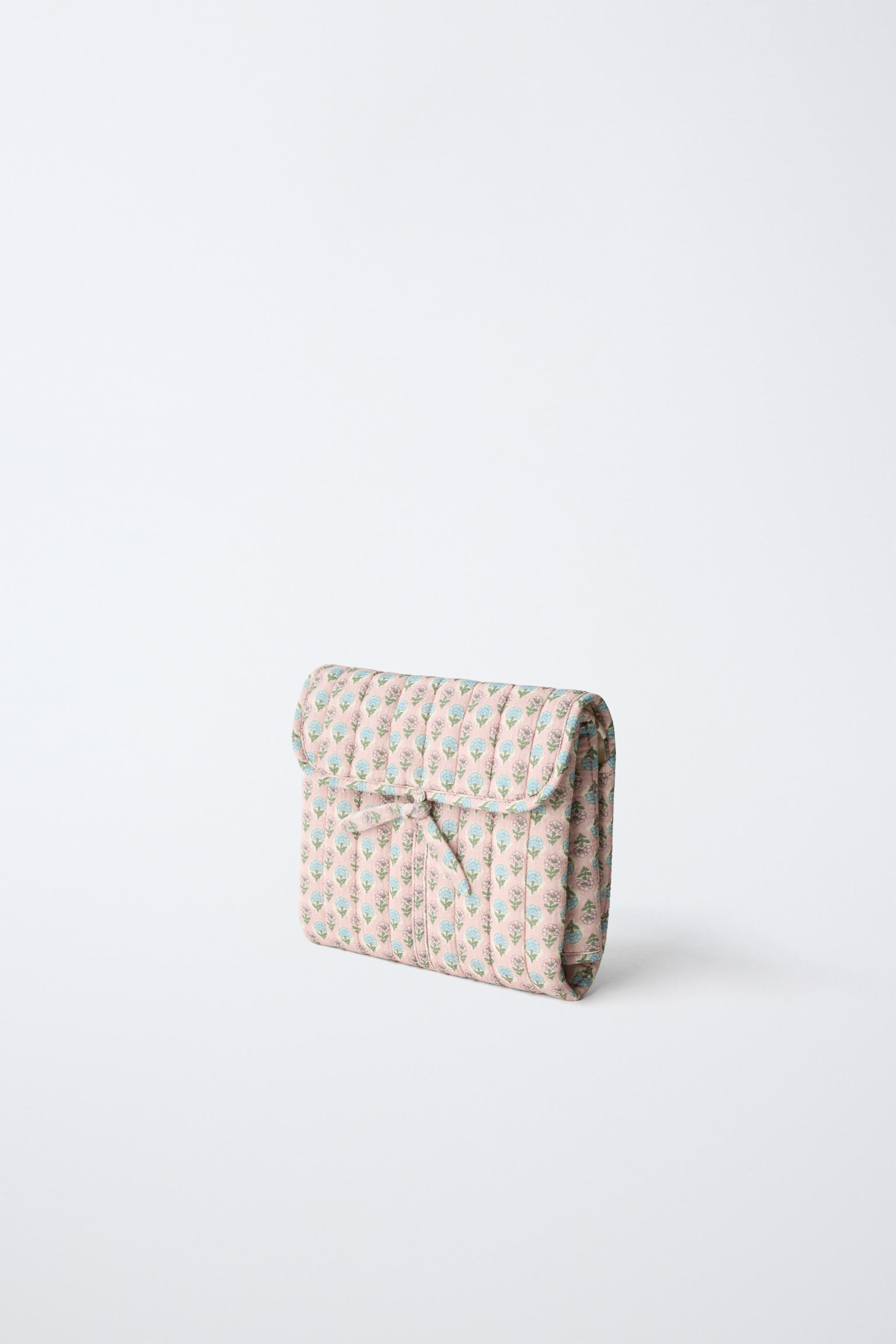 FLORAL MATERNITY CHANGING MAT | Zara US