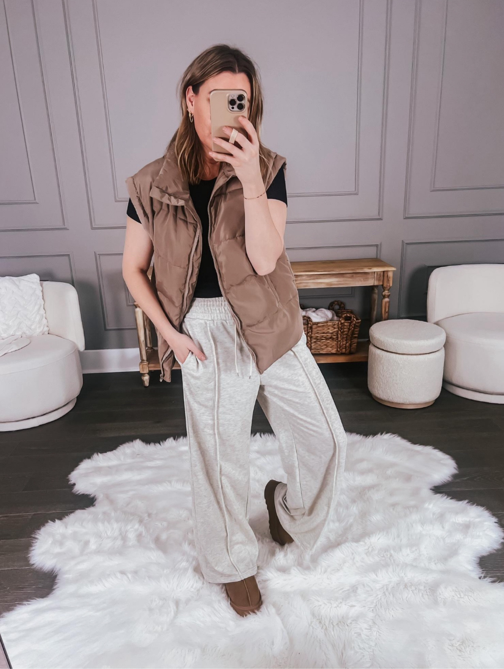 The comfiest sweatpants from Amazon! So good for fall. Wearing a SZ M. Also wearing a SZ M in my Lululemon lookalike puffer vest 

#LTKSaleAlert #LTKStyleTip #LTKFindsUnder50