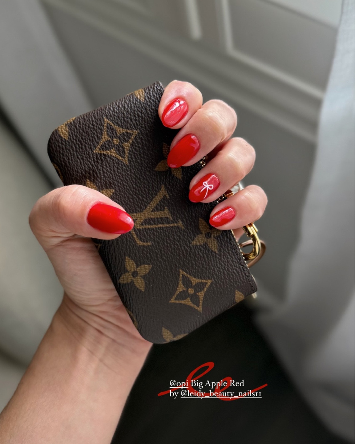 💅🏼🍎