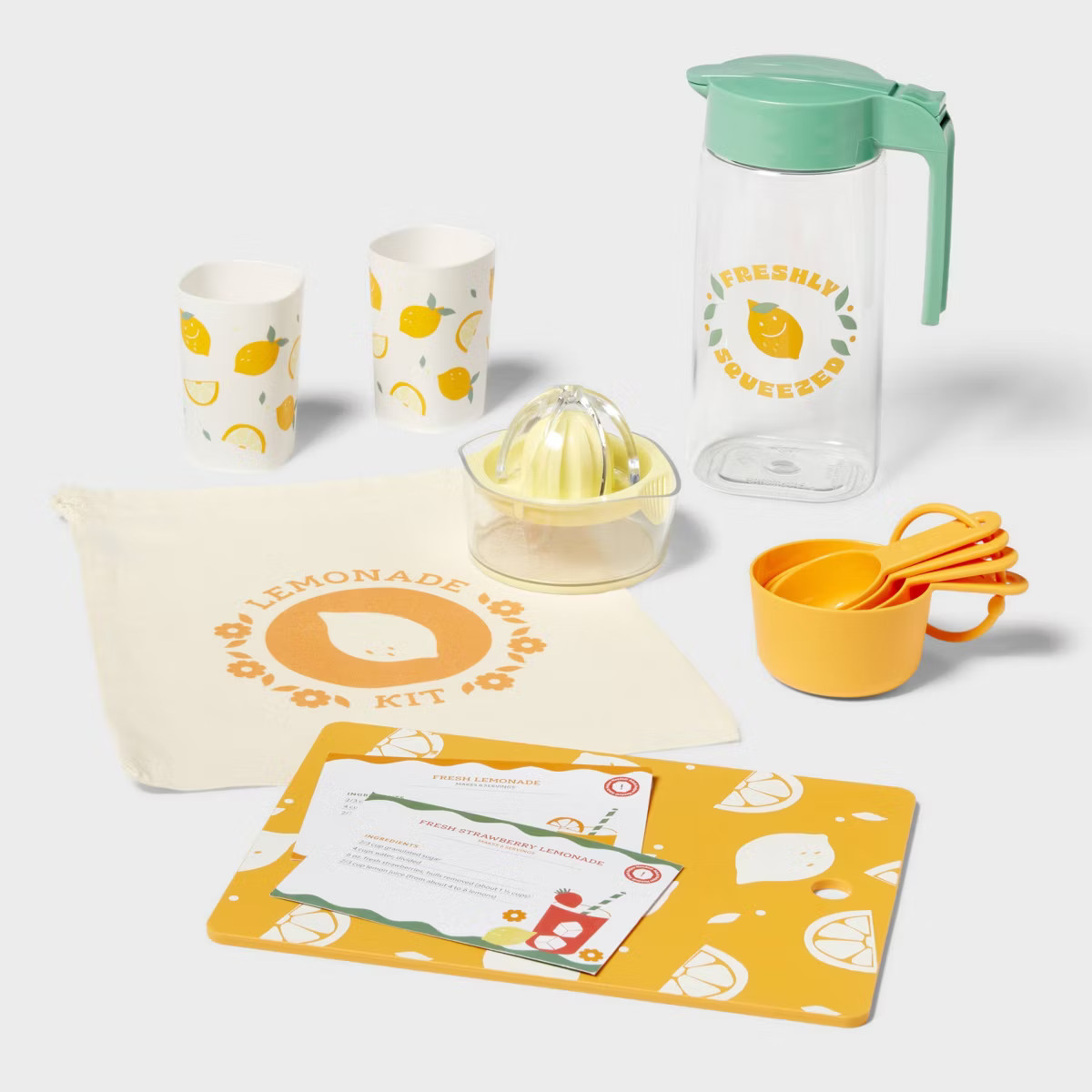 Kids' 12pc Lemonade Dinnerware Set - Pillowfort™ | Target