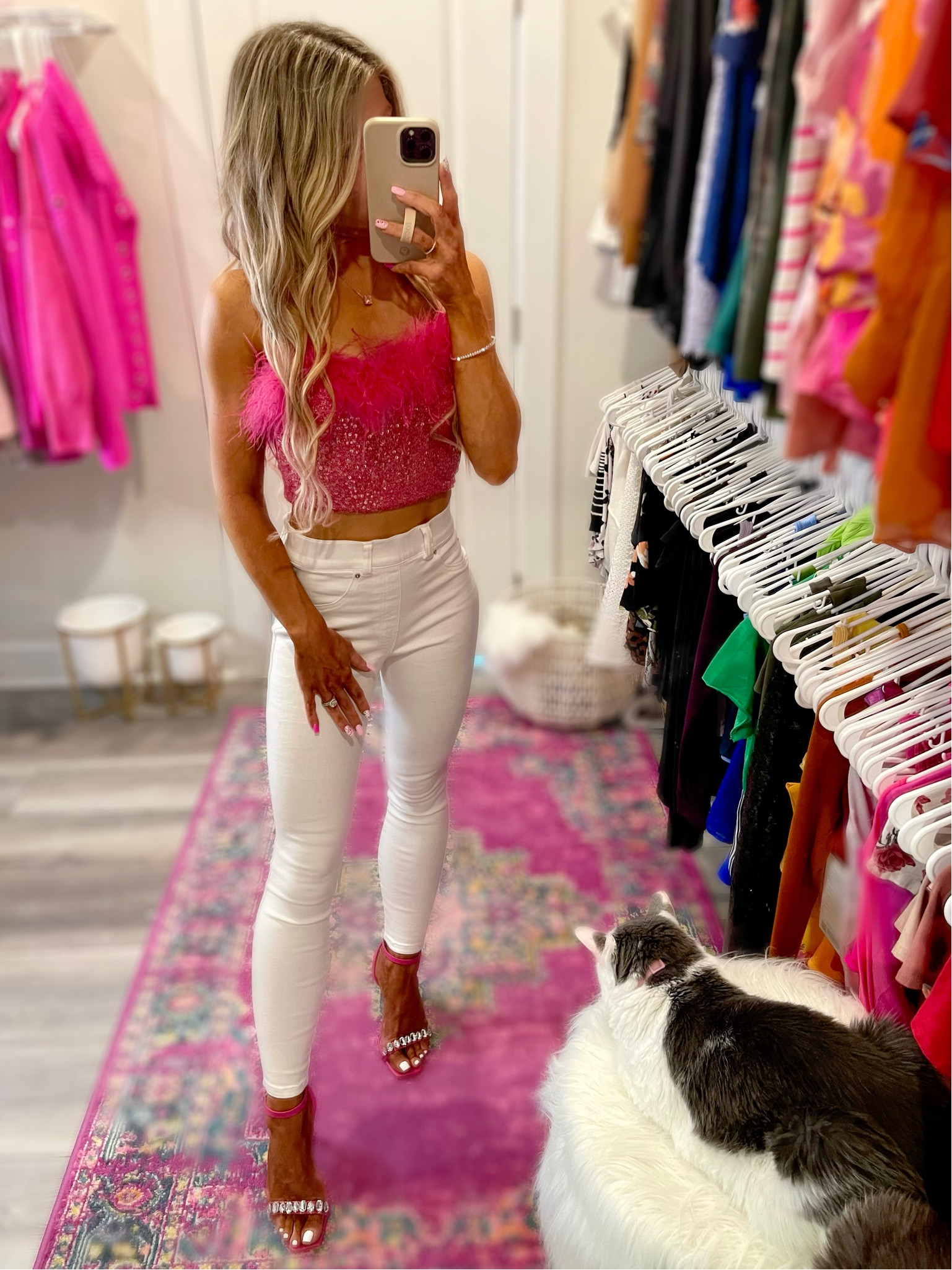 Valentine’s Day Outfit

This hot pink strapless top with a feather trim styled with white skinny jeans and pink heels makes the perfect Valentine’s Day date outfit or Galentine’s party outfit.  The white jeans from Spanx act as Shapeware so they have a very flattering fit. 

The hot pink Valentine’s Day top is currently sold out, so I linked a lot of similar options.

#LTKStyleTip #LTKFindsUnder50 #LTKSeasonal