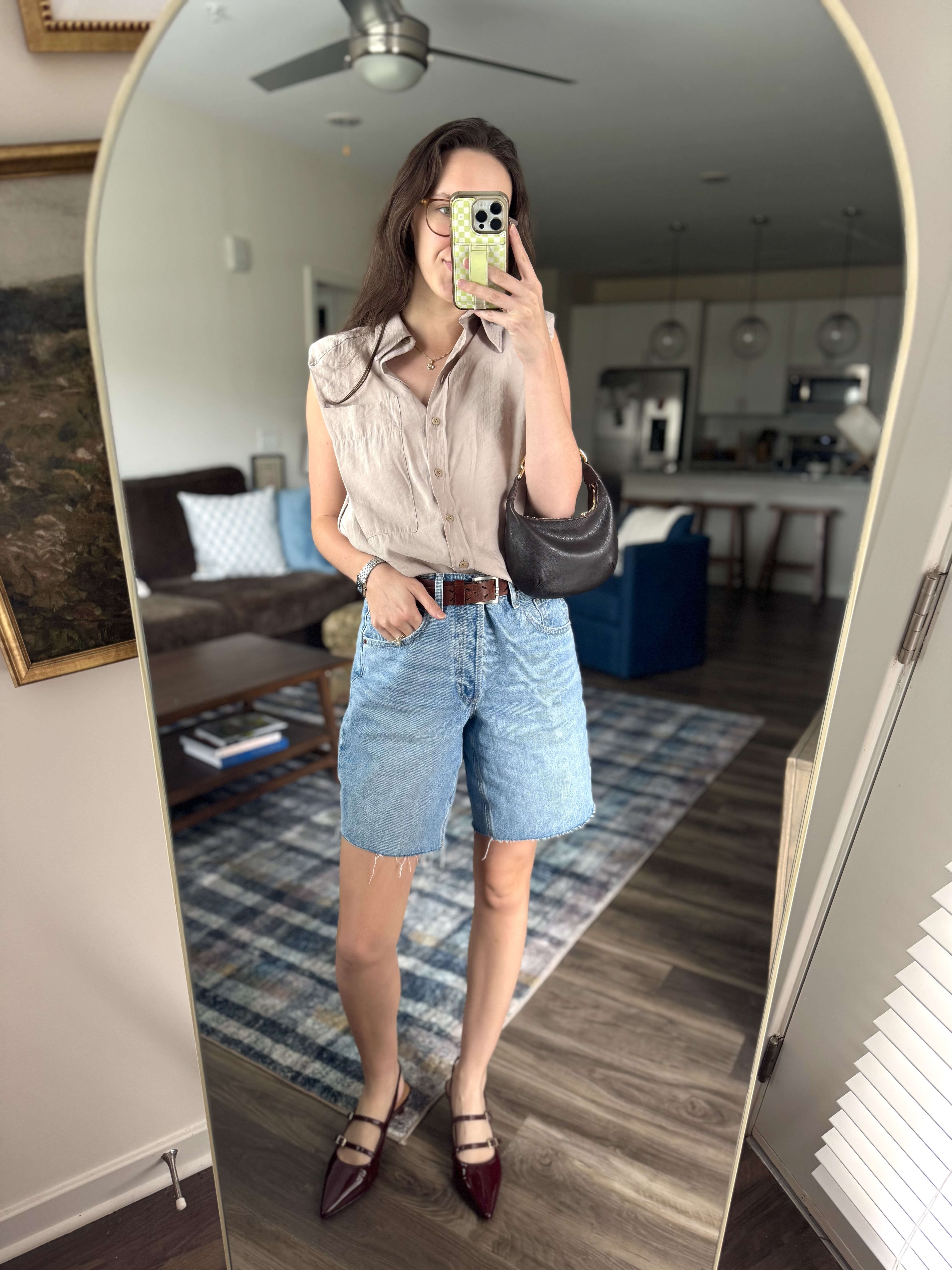 How I styled my Bermuda shorts. Bag is Madewell that isn’t available anymore but they have a new option that is very similar!!

#LTKFindsUnder100 #LTKSummerEdit #LTKStyleTip