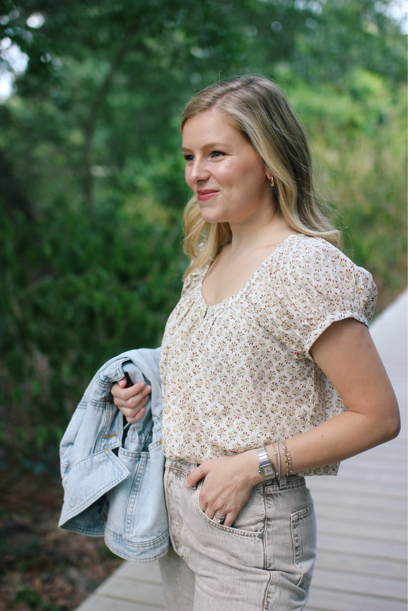 Falling forward in neutrals and denim @saks

#SaksPartner
#Saks