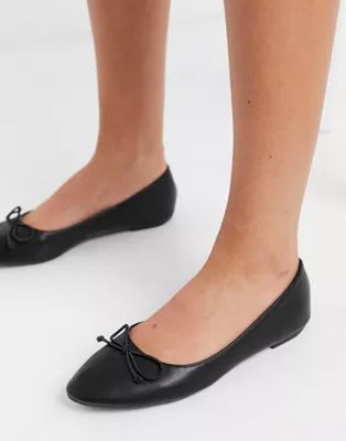 Truffle Collection easy ballet flats in black | ASOS (Global)