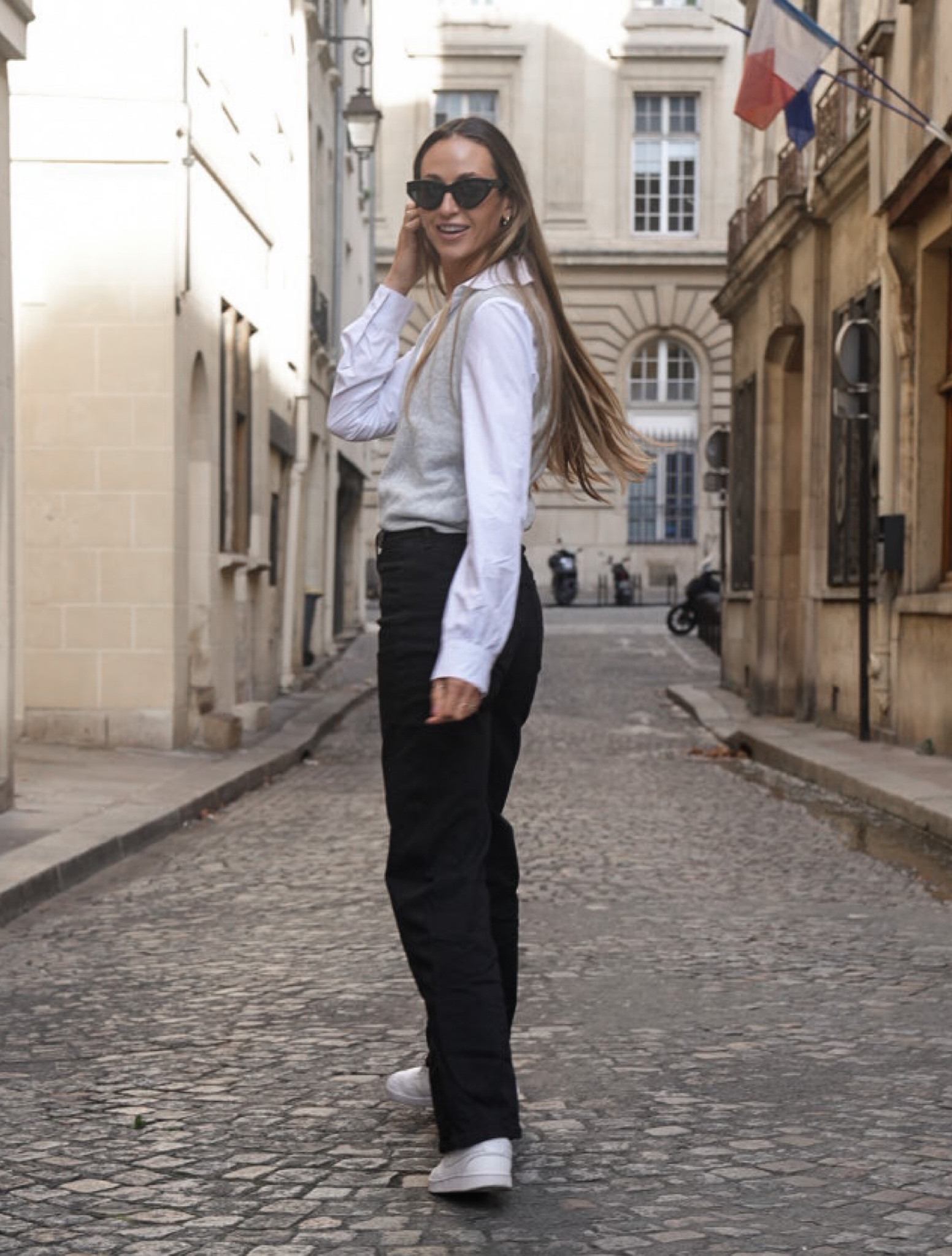 The white button up is from my own brand Loe Haley: https://www.loehaley.ca/shop/p/white-blouse

The sunnies are from kits.ca. Use my code LAURA for a great deal before it expires

#LTKeurope #LTKtravel #LTKworkwear