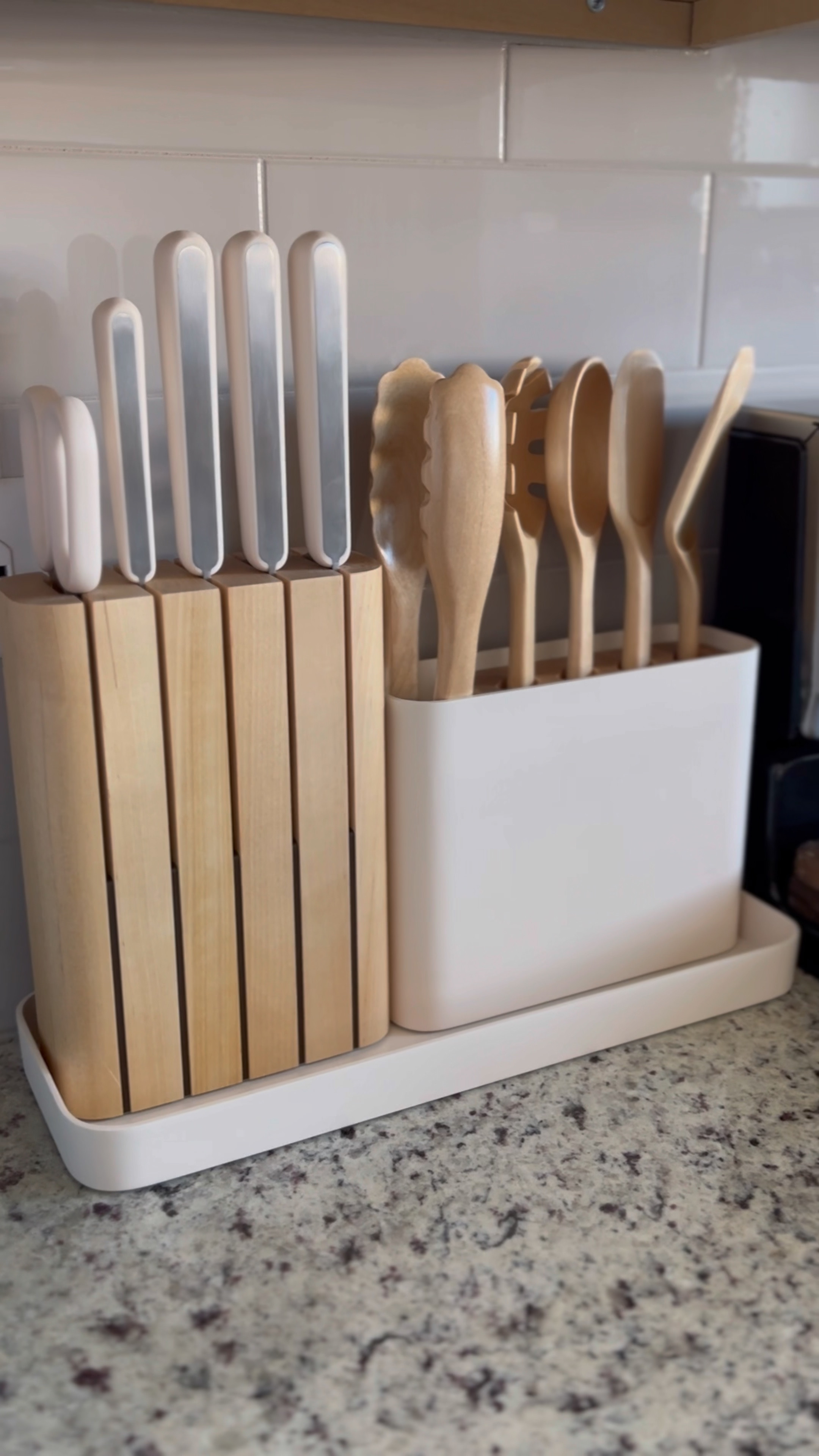 Love my new prep set from Caraway home! We have used their pots and pans for years 😍 

#LTKVideo #LTKhome