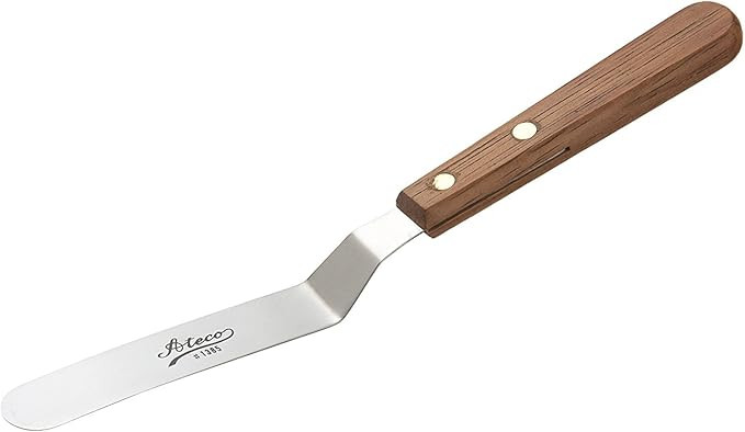 Ateco 1385 Offset Spatula with 4.5-Inch Stainless Steel Blade, Wood Handle, 4.5 Inch, natural | Amazon (US)