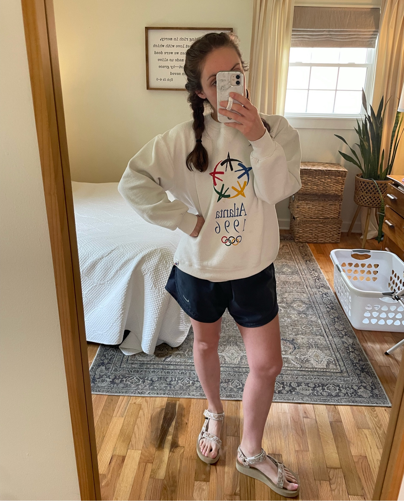 super casual spring outfit.

#LTKstyletip #LTKfindsunder100 #LTKSeasonal