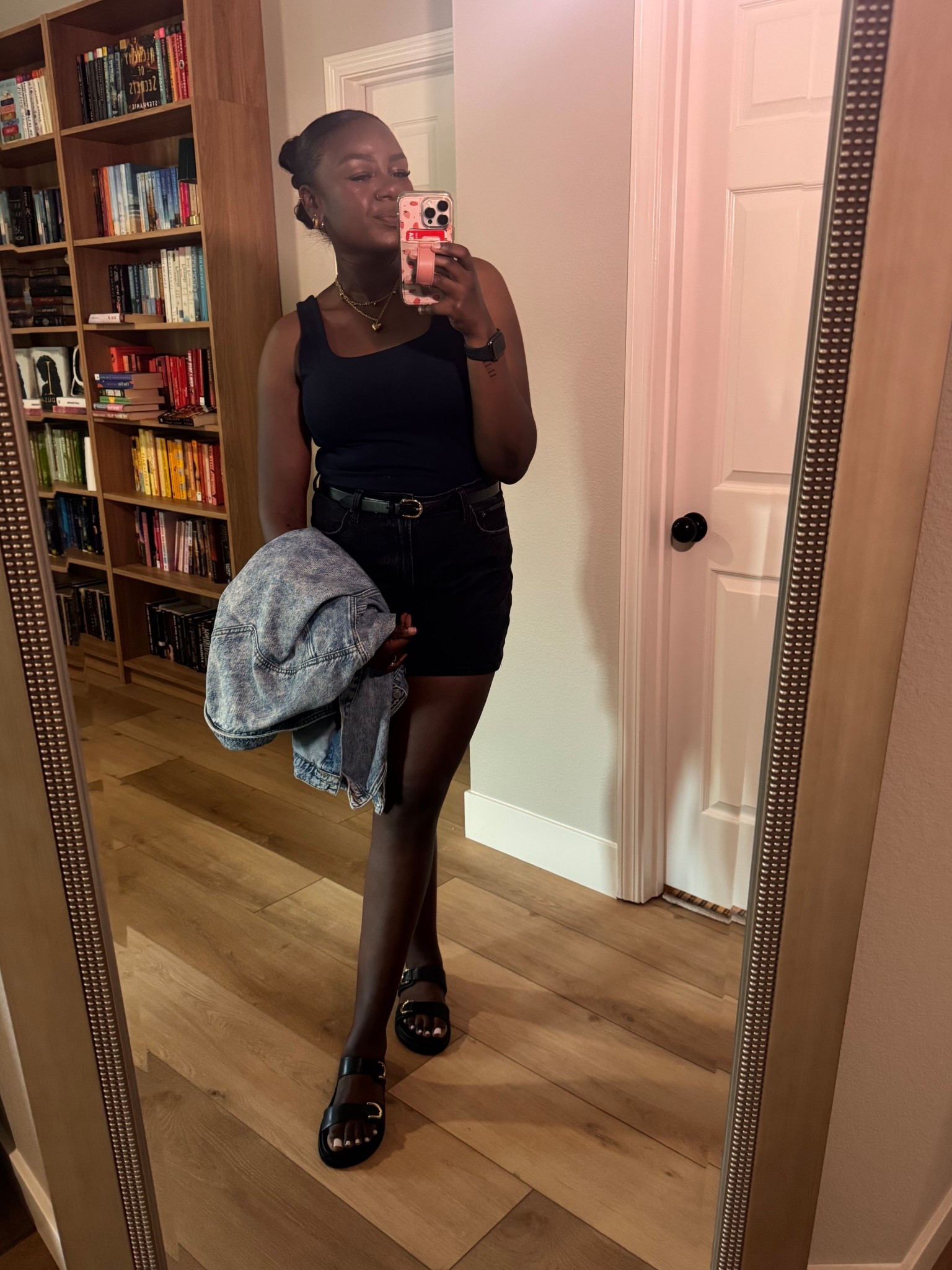 Midsize teacher mom spring shorts outfit 

#LTKTall #LTKootd #LTKMidsize