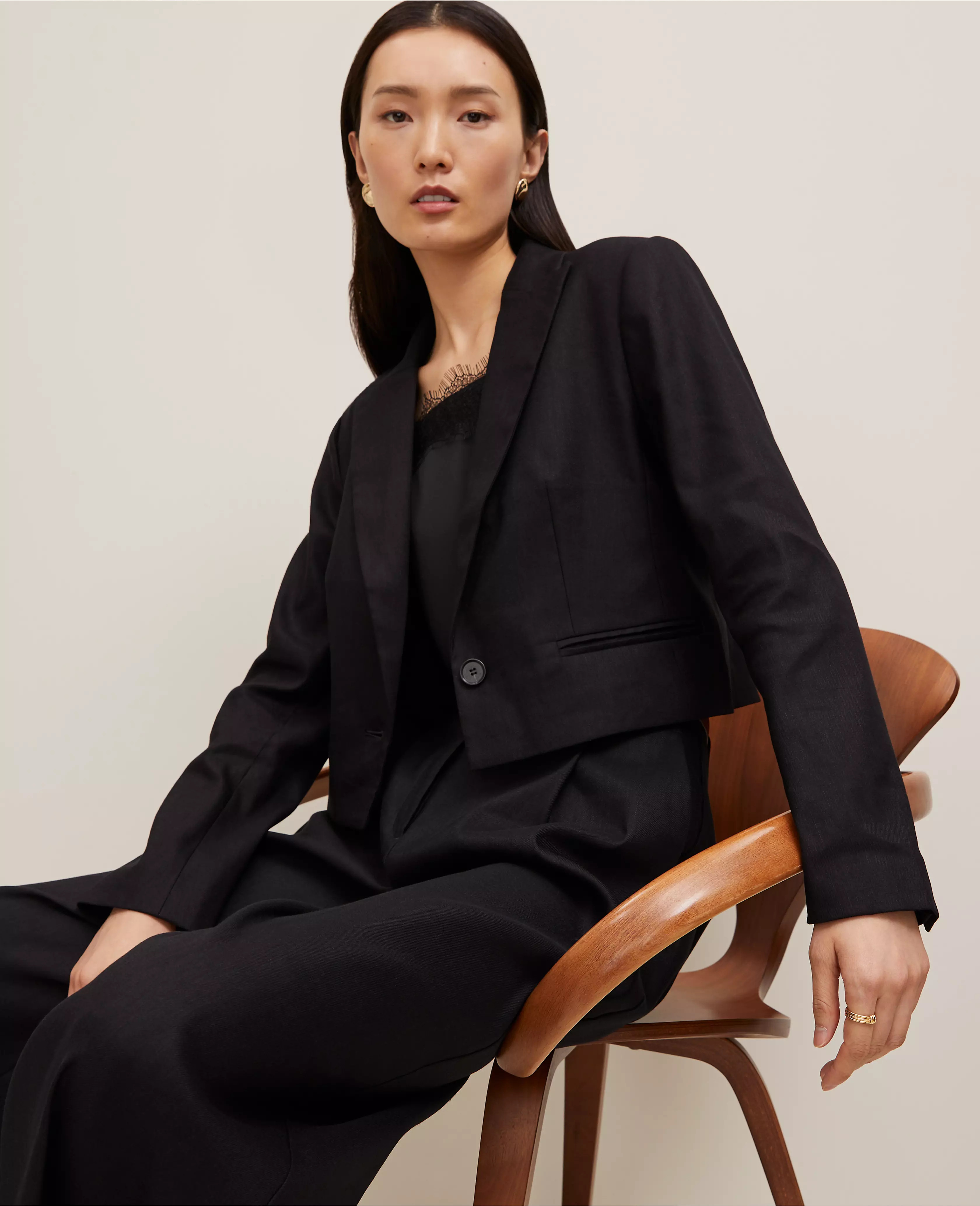 The Petite Cropped Blazer in Linen Twill | Ann Taylor