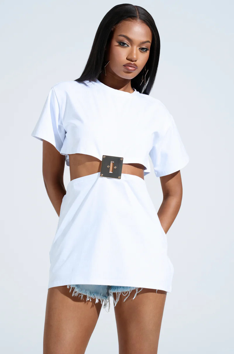 GIRL BOSS MOMENTS CUT OUT TSHIRT | AKIRA