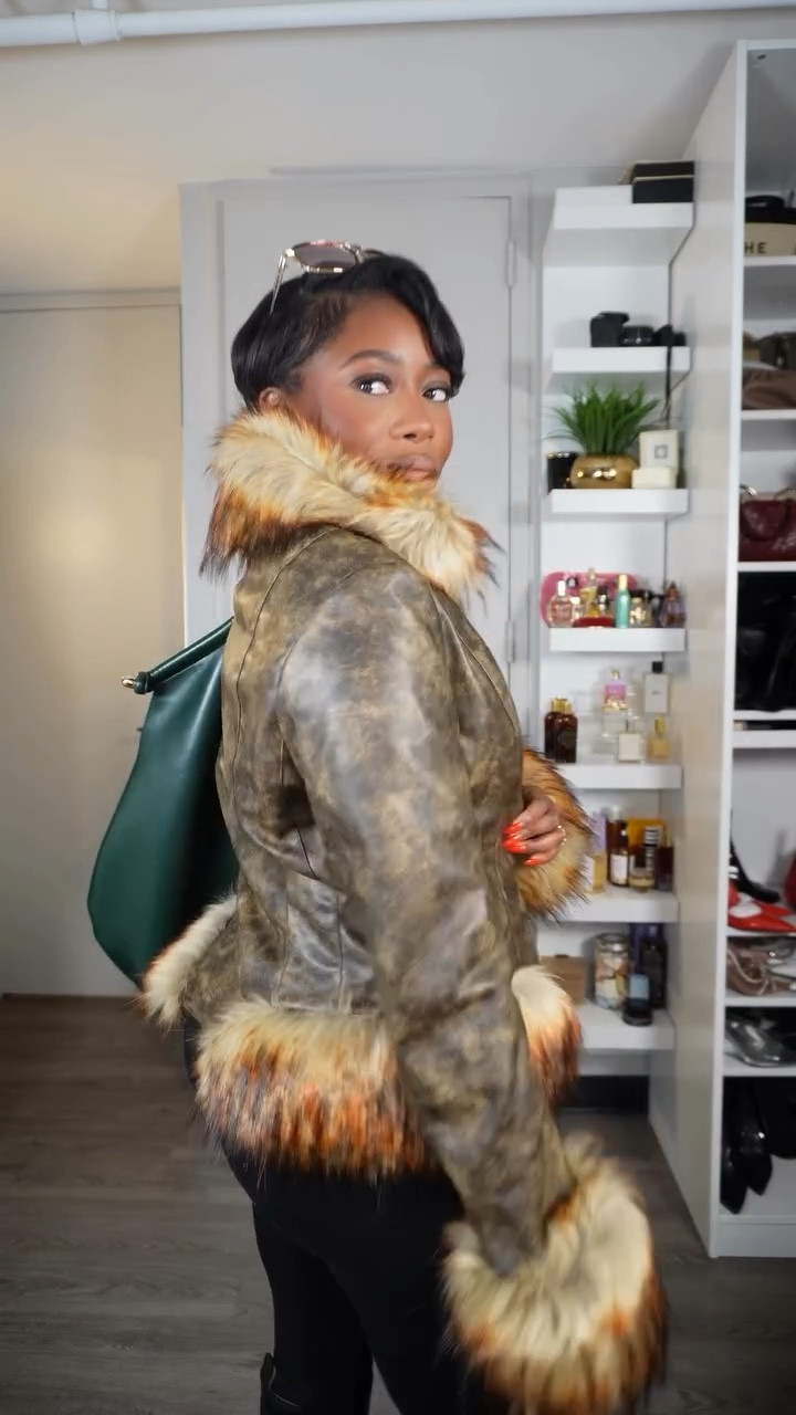 DAY 29/31 DAYS OF FASHION- 

Comment FUR for links to shop this post directly Send to your DM