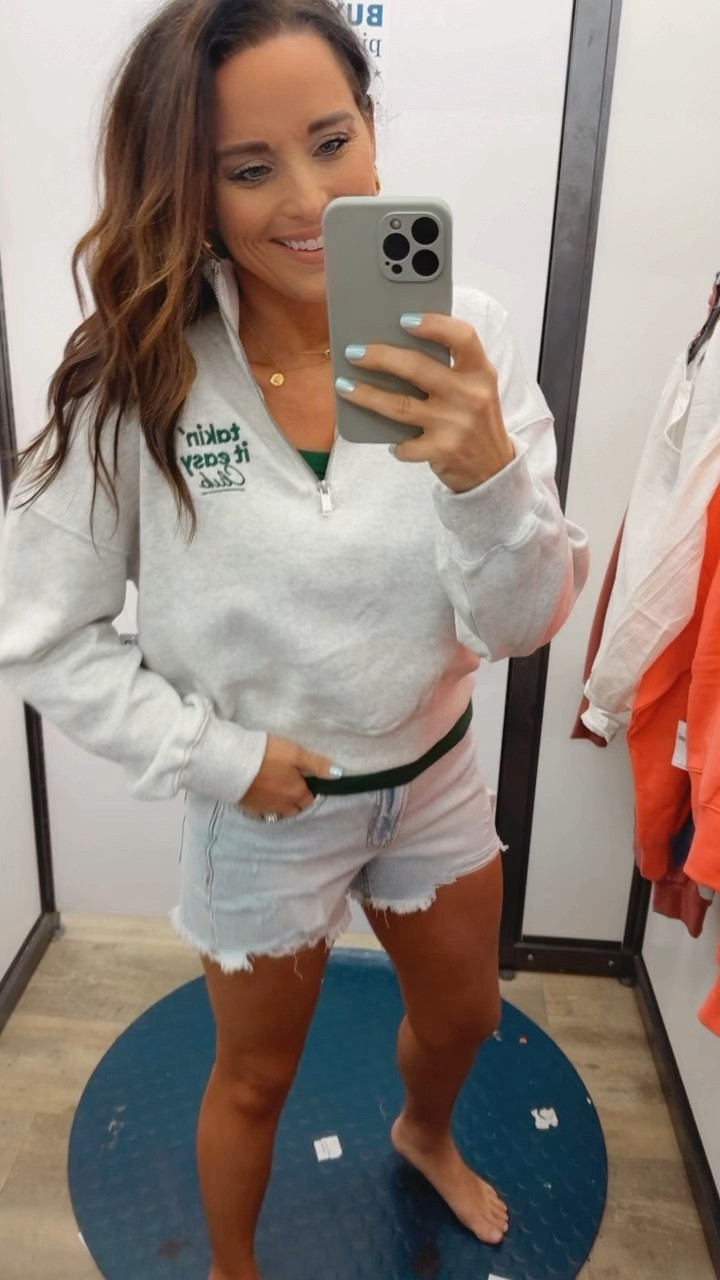 30% off at old navy for the Presidents’ Day sale!! Love this half zip paired with the matching tank! So cute and perfect for spring break!

#LTKfindsunder50 #LTKsalealert #LTKSeasonal