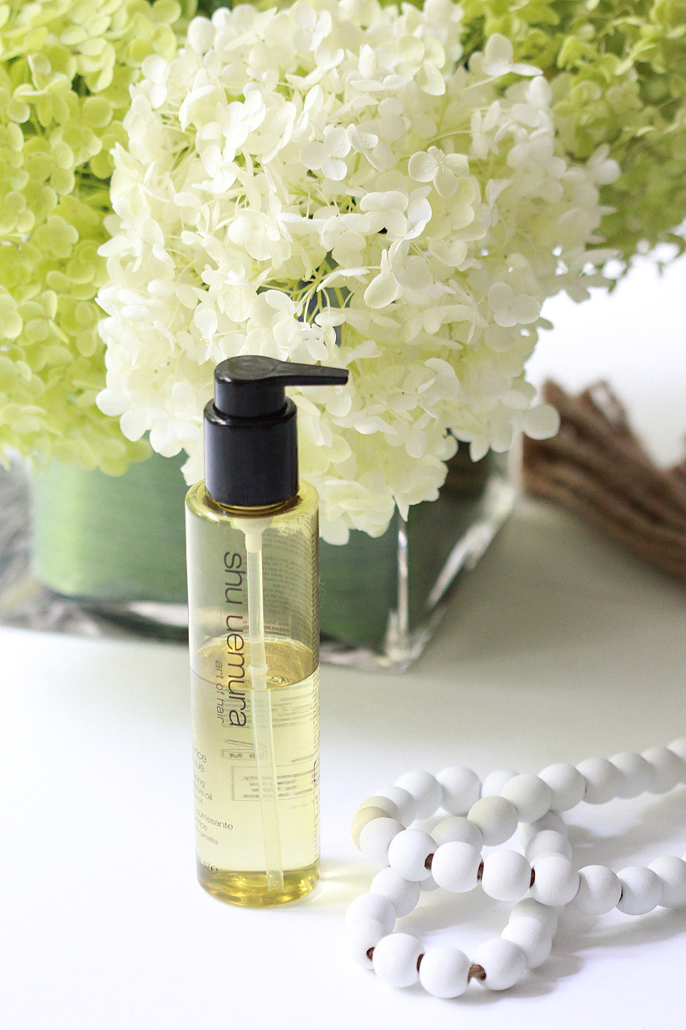 I like to treat the ends of my hair with this about once a week 🤍

It leaves my hair feeling so soft and healthy, and the scent is so good — one of my absolute favorites.

Such an easy little step that makes a big difference, especially if your ends tend to get dry.

Linked it here ✨

#LTKbeauty #haircarefavorites #hairroutine #healthyhair #LTKfinds 

 #LTKdayinmylife #LTKgrwm #LTKootd