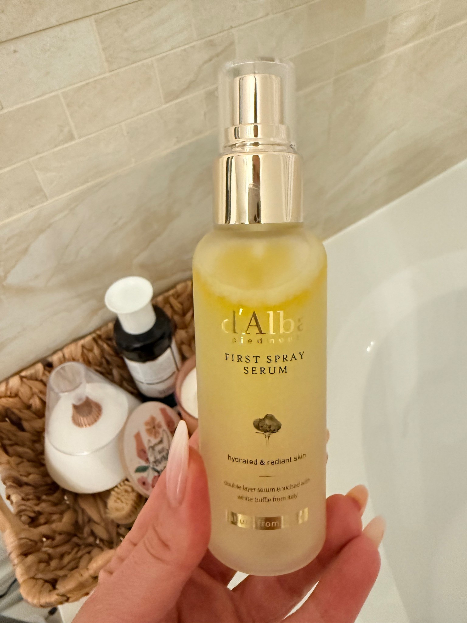 The viral spray serum 

#LTKbeauty #LTKwinter #LTKdatenight