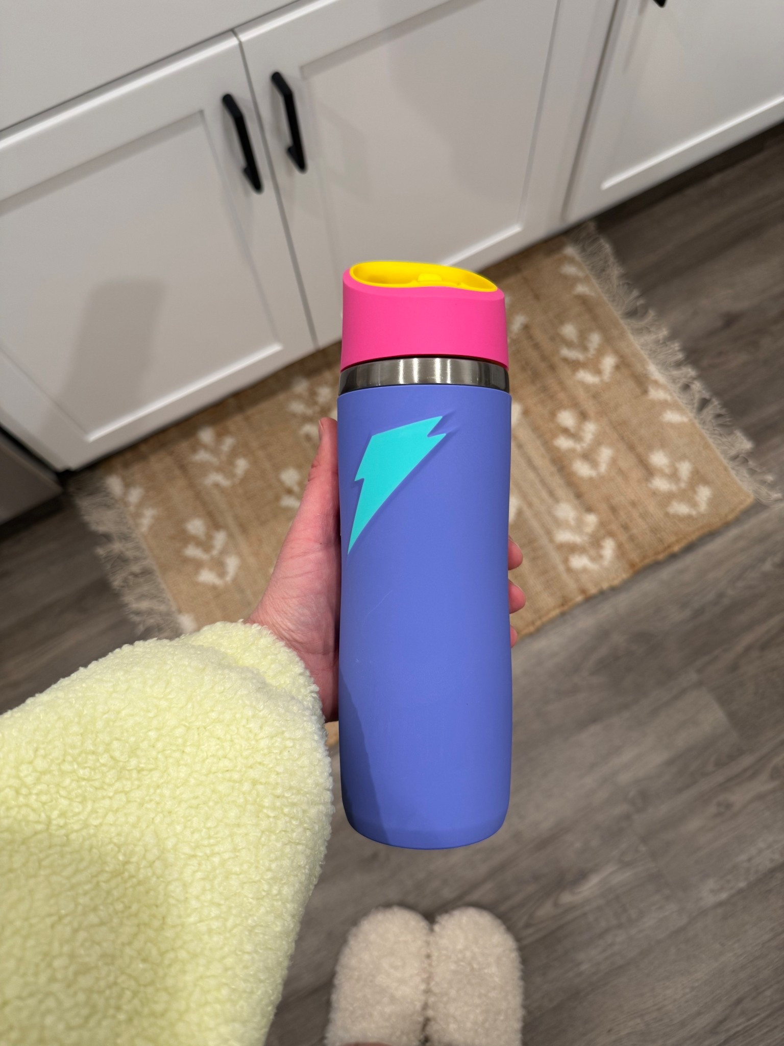 Color block stainless steel water bottle! Such a cute color combo! 

#LTKselfcare #LTKmomlife #LTKfitnessgoals
