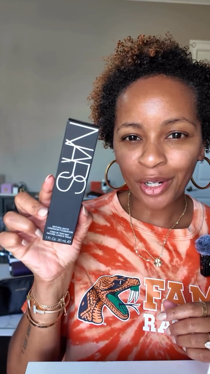 I love a good lightweight, natural-looking foundation and NARS is my favorite brand so I had to try this one! This is the brand new NARS Natural Matte Foundation in the shade Cadiz (Medium-Deep 3). Have you tried this one? What’s your favorite serum foundation?

#narsnaturalmatte #foundationtryon #nars

#LTKBeauty #LTKgrwm #LTKOver40