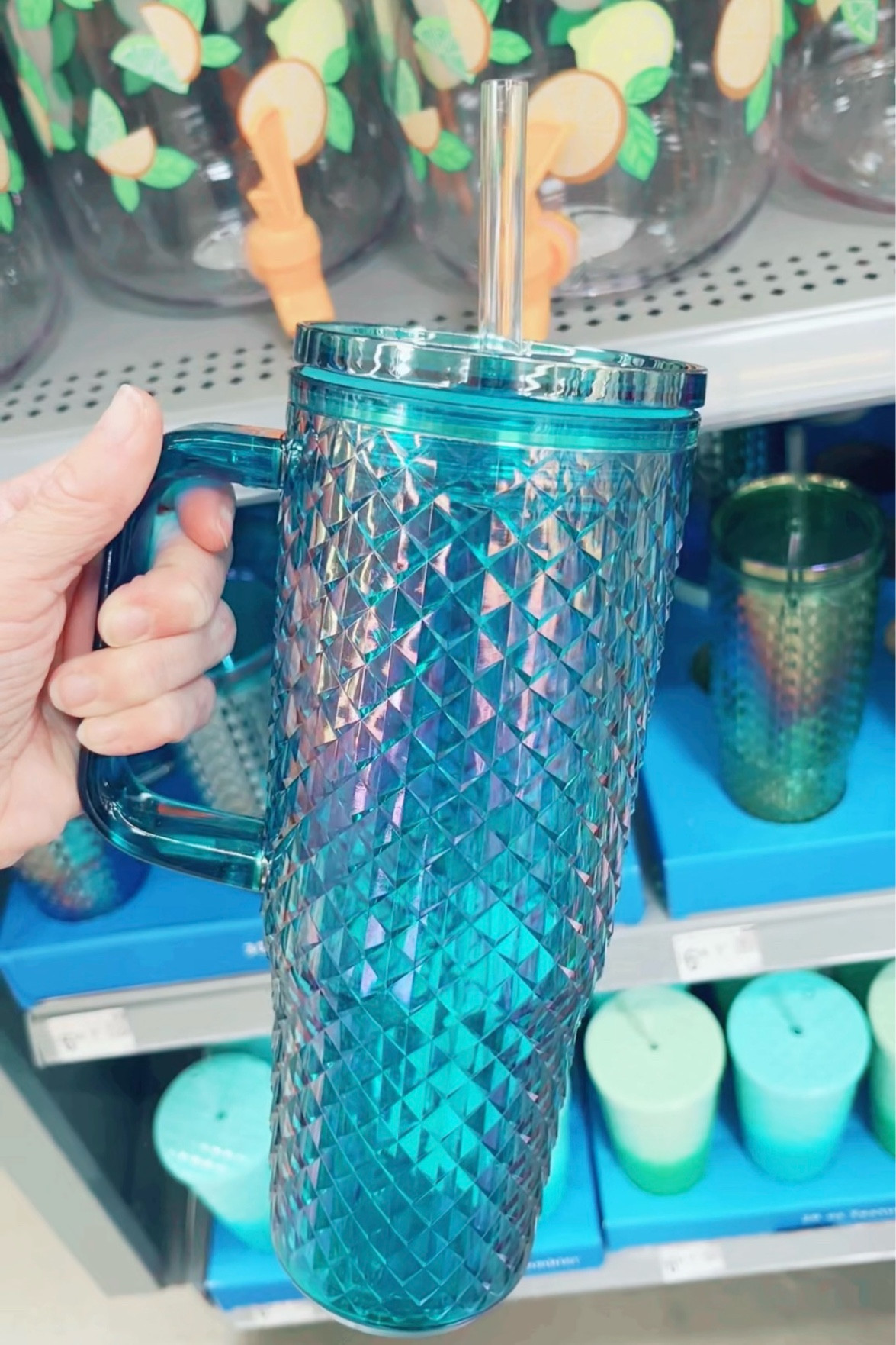 😍 New Mainstays Textured Tumblers with a handle at Walmart for only $6.94! Comes in 3 different colors! 

#LTKFitness #LTKSwim #LTKHome