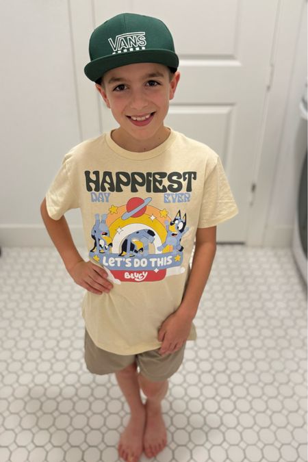 His favorite new graphic tee

Chino shorts / kids cap / kid summer outfit / target / Abercrombie/ kid outfit / affordable kid outfit / 

#LTKSeasonal #LTKKids #LTKSaleAlert