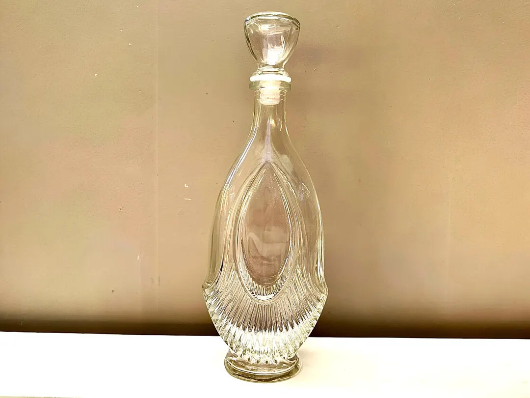 Mid-Century Italian Clear Ribbed Glass Decanter - Vintage 1950s Bar Accessory for Wine & Spirits | Etsy (US)