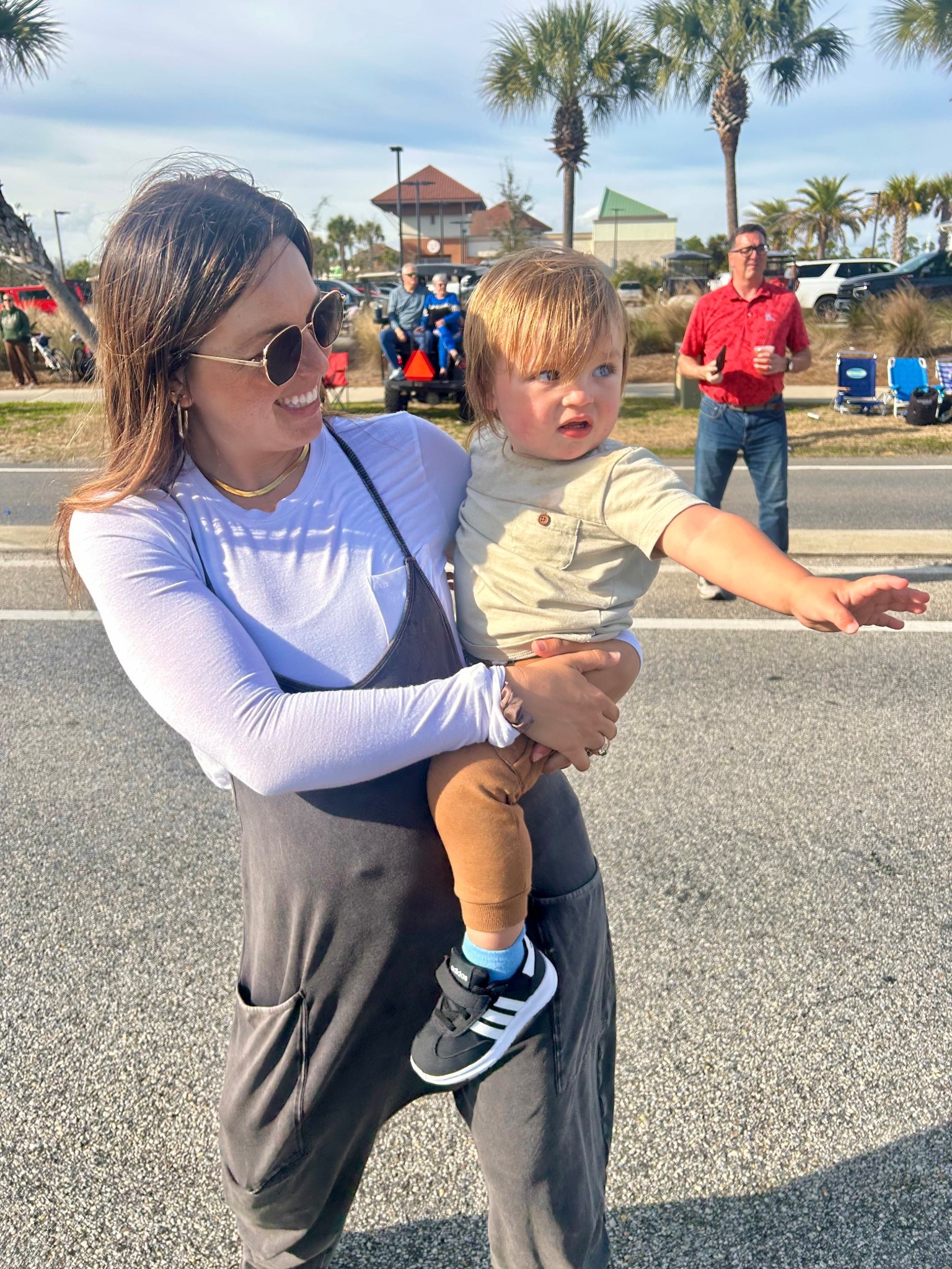 Pregnancy bump #3 coming in hot! Love this comfy outfit for pregnancy __ cute + effortless 

#LTKdayinmylife #LTKBump #LTKmomlife