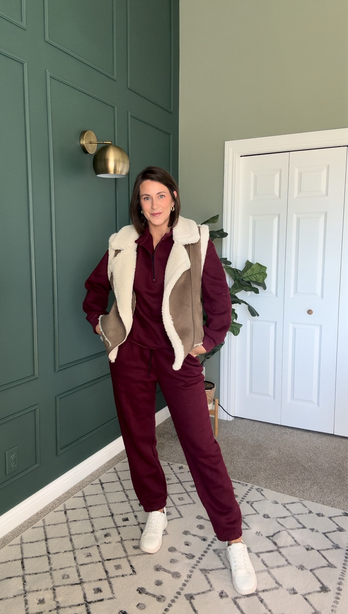 Lounge set wearing a medium 

#LTKFindsUnder50 #LTKStyleTip #LTKShoeCrush