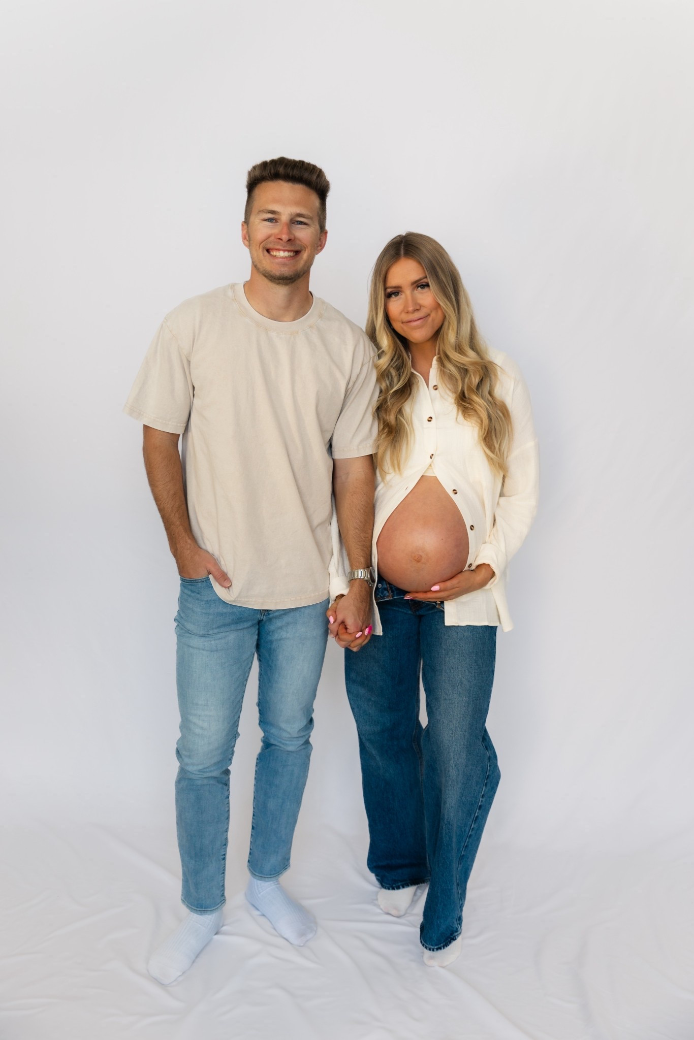 maternity photo outfits!

| mens fashion | couples photos | pregnant | maternity | bump friendly | amazon fashion 

#LTKBump #LTKMens