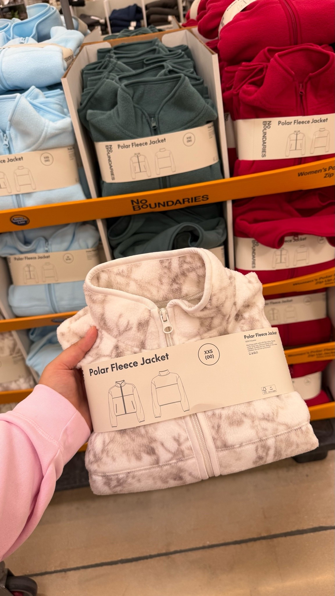 🚨On Sale Now !

No Boundaries polar fleece zip up jacket for women, find them @Walmart ! 💁🏻‍♀️🧥

Linking all items here 🔗✨