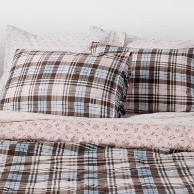 Twin/Twin Extra Long Reversible Brushed Cotton Comforter Set Pink Plaid - The Hollister Collection at Target | Target