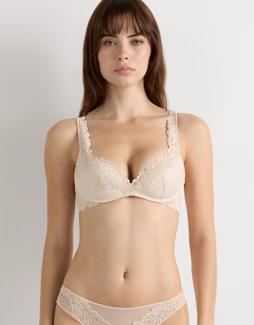 Intimissimi Pretty flowers gioia super push-up bra in cream ivory-White | ASOS (Global)