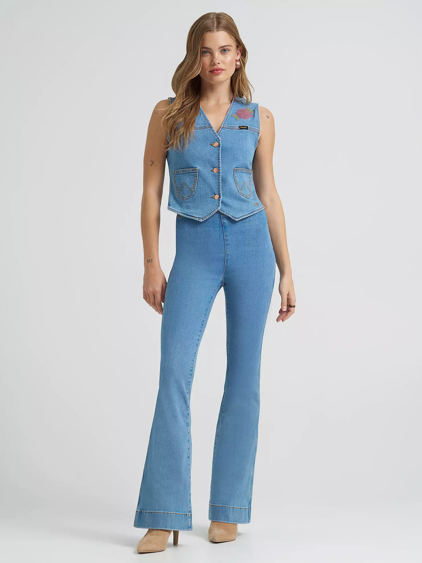 Lainey Wilson x Wrangler Novelty Pull-On Flare Jean | Wrangler