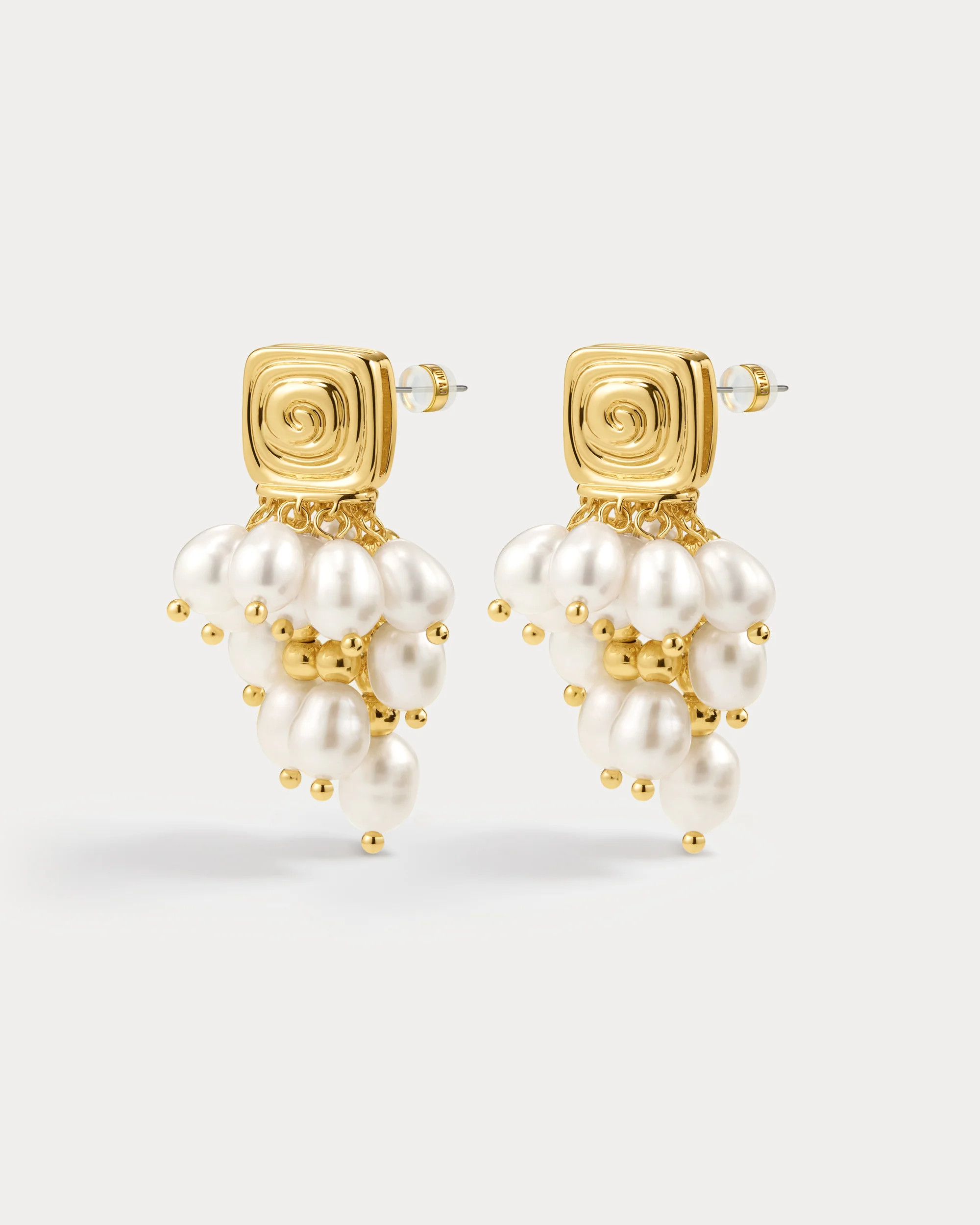 The Seychelles Pearl Statement Studs-Gold | Luv Aj Inc.