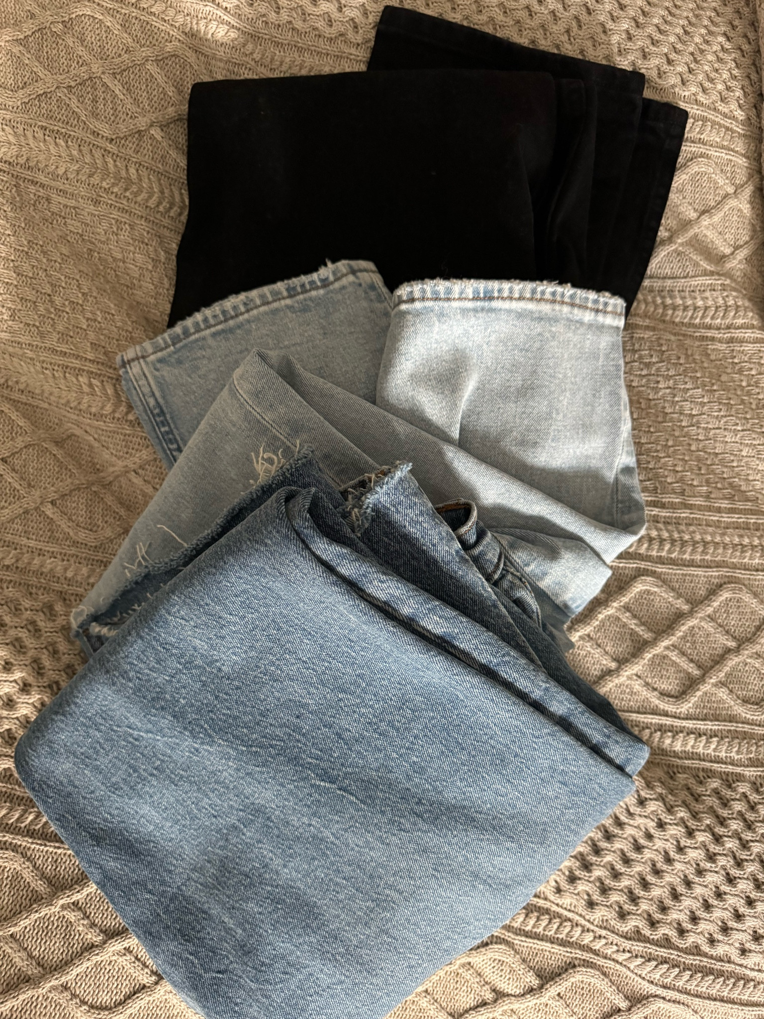 Abercrombie Denim Try-On, use code DENIMAF for an extra 15% off! I’m 5’5 and wearing a regular length in all styles. All styles are ultra high rise. 

Relaxed 90s: run true to size, wearing size 27. Medium wash. 

90s Straight: run true to size, wearing 27. Saturated black wash. 

Ankle Straight: wearing 27, these run slightly snug overall. Size up one size in the light wash  

#LTKsalealert #LTKMostLoved