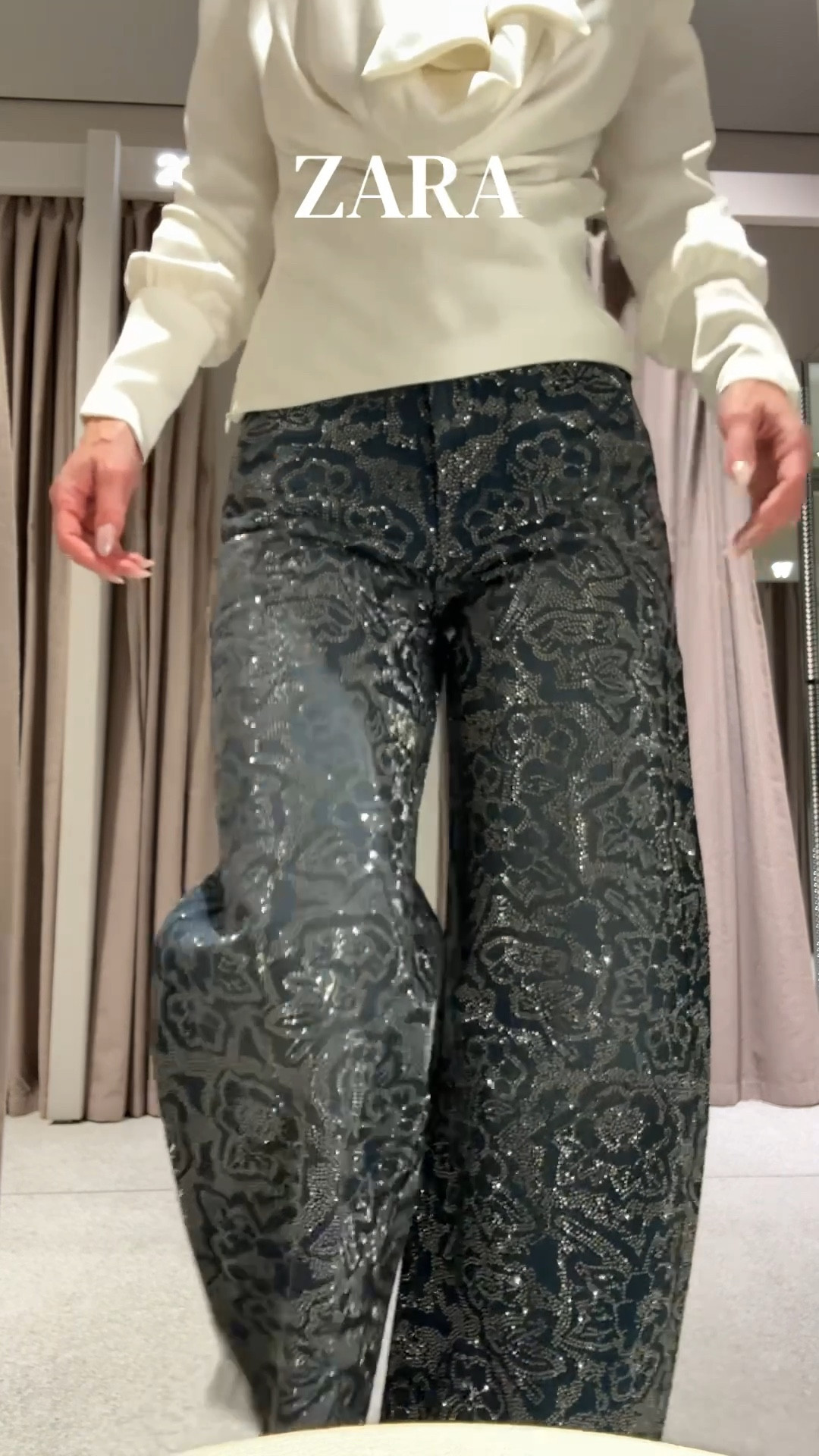 The sparkle and detail on these Zara jeans is insaneee 😍

Code: 3607/215/430
Top code: 4661/185/251

Alternatives linked 

#LTKootd #LTKTall