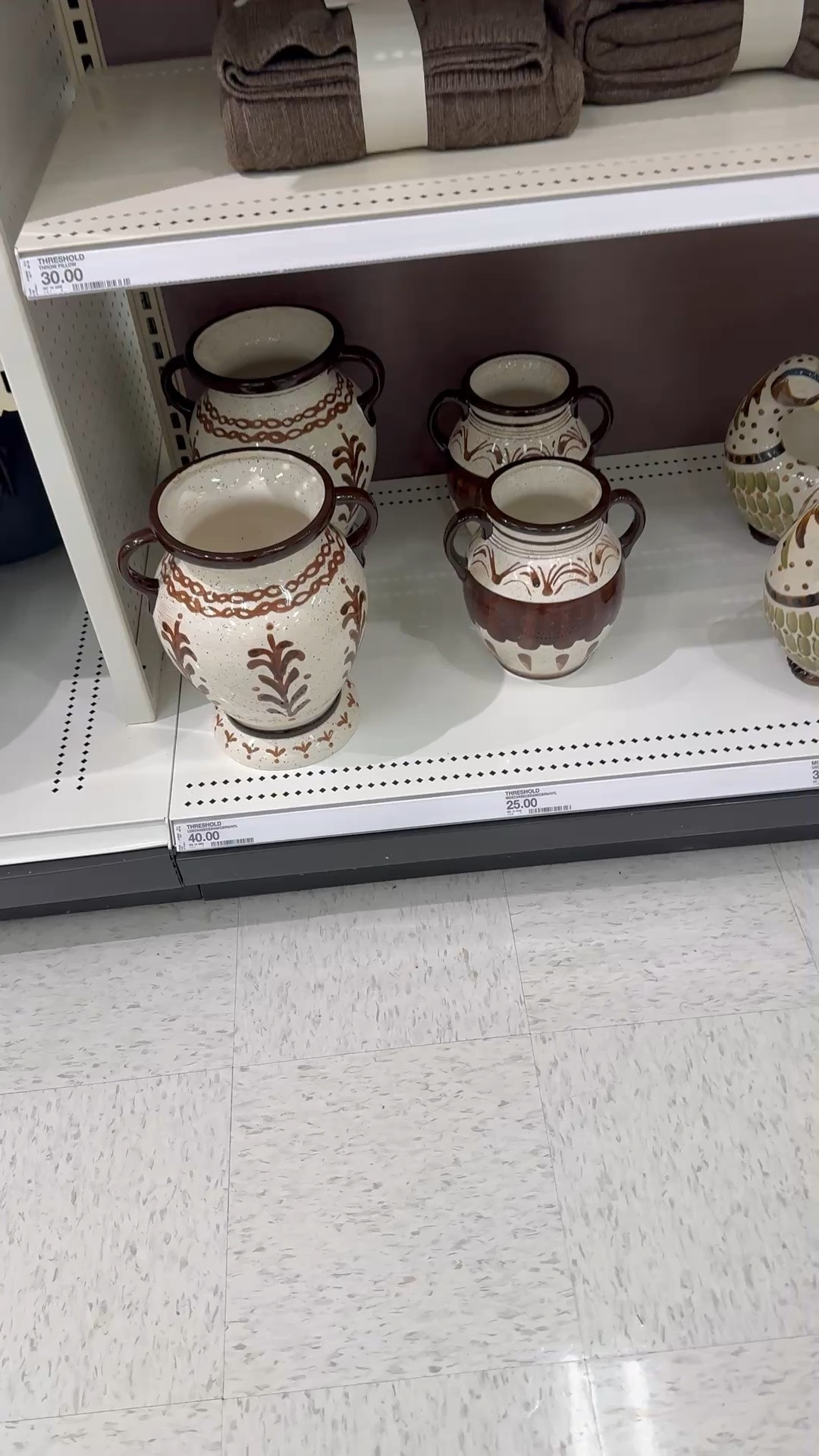 Cute and original Fall home decor

#LTKHome #LTKdayinmylife #LTKSeasonal