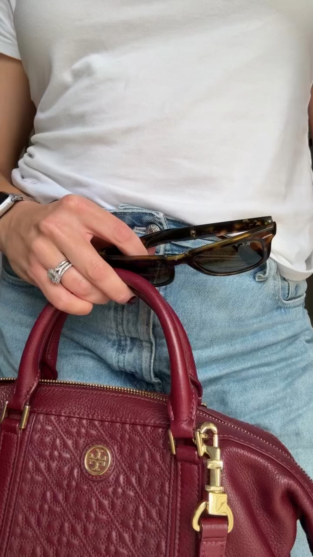 I got dressed today 🕺🏼🪩🍷

#outfit #fallstyle #renttherunway #casualoutfit #quiltcoat #quiltjacket 

#LTKStyleTip #LTKSeasonal #LTKMidsize