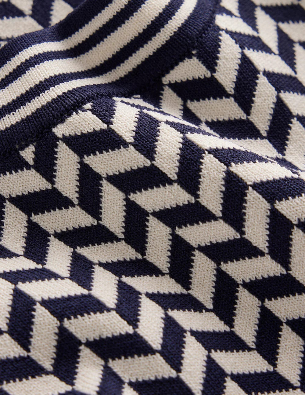 Jacquard Knitted T-Shirt-Navy/ Ivory Dogtooth | Boden (US)