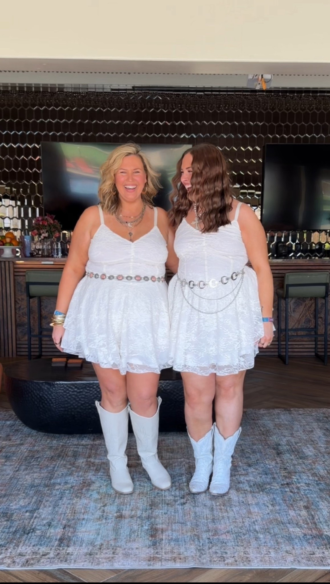 Wearing a size 2 (2X) in the dress!

Plus size fashion, everyday outfit ideas, stagecoach outfit, festival fashion, ootd, midsize fashion

#LTKFestival #LTKPlusSize #LTKMidsize