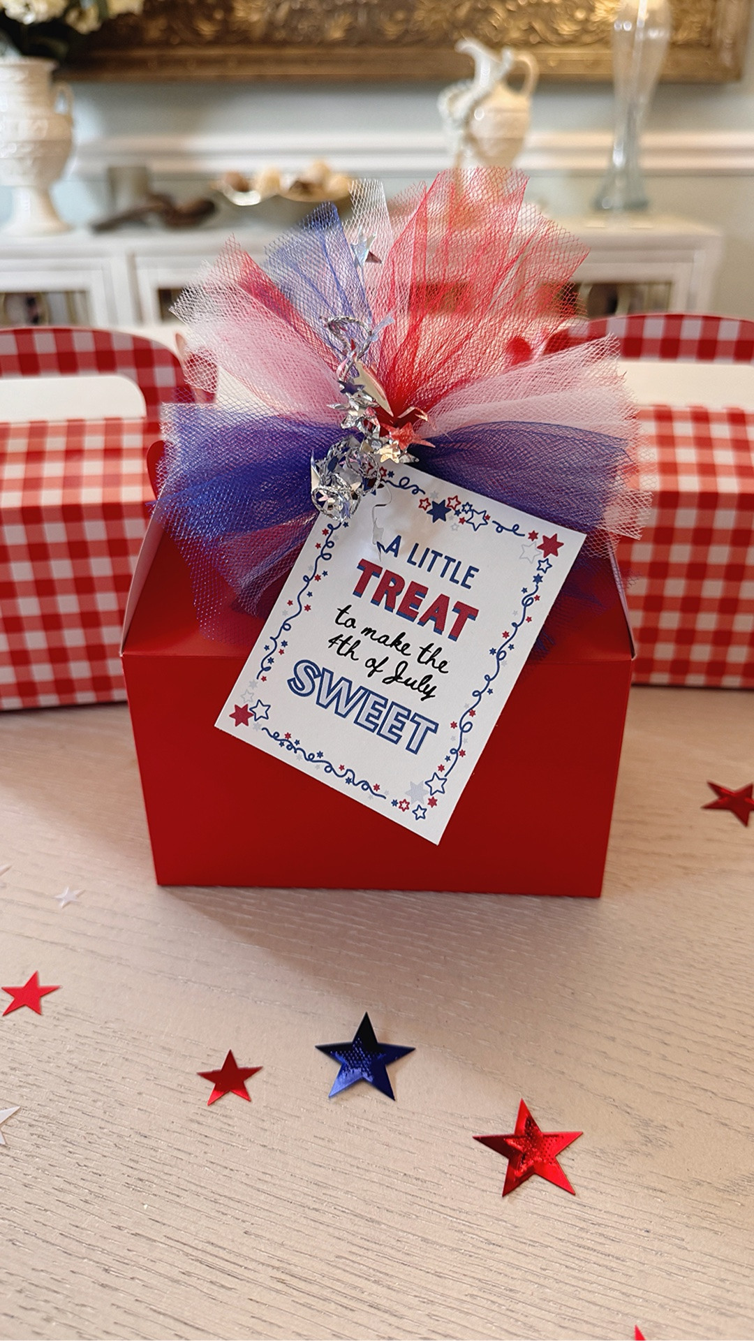 Hosting a 4th of July party? 🇺🇸✨ These party favor boxes come in a set of 24 and are one of my favorite entertaining finds! Fill them with treats, candy, or little gifts, then finish them with a festive bow for a simple favor your guests will love. Everything is linked here! ❤️🤍💙 
#partyfavor #ltkgifts #party #4thofjuly #july4th

#LTKSeasonal #LTKKids #LTKmomlife