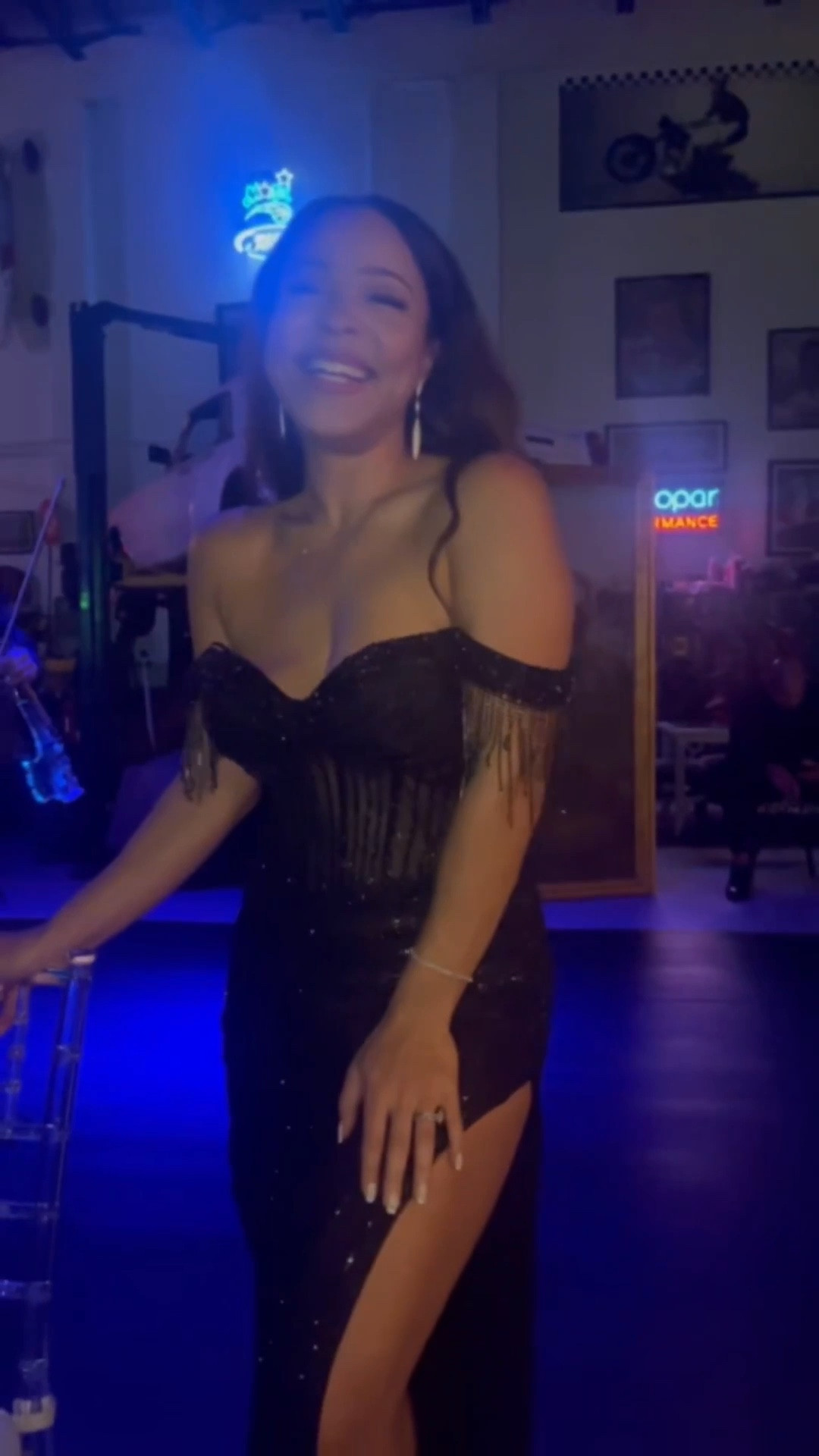 The only video I have of the dress!

#blacktie #blackdress #dress #weddingguestdress #cocktaildress

#LTKWedding #LTKStyleTip #LTKParties