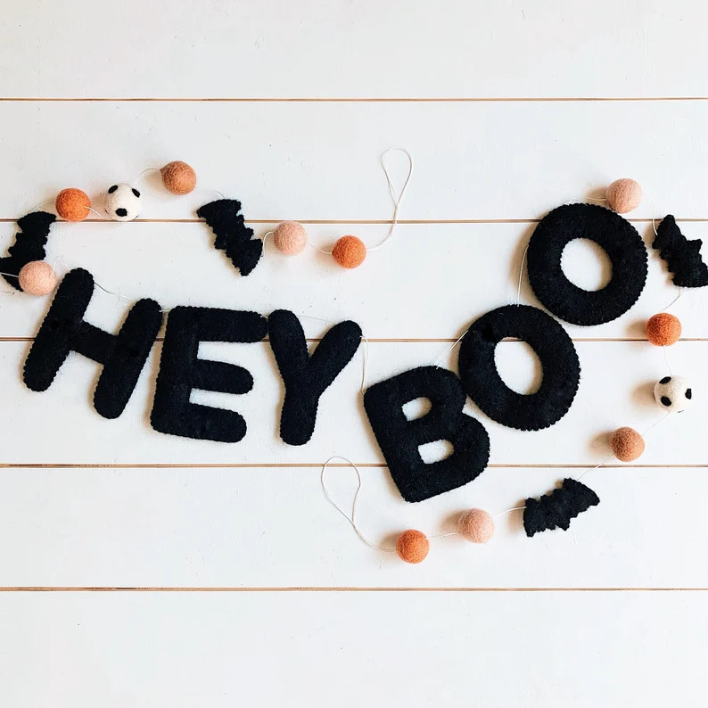 Read the full title
    Hey Boo Felt Banner | Etsy (US)