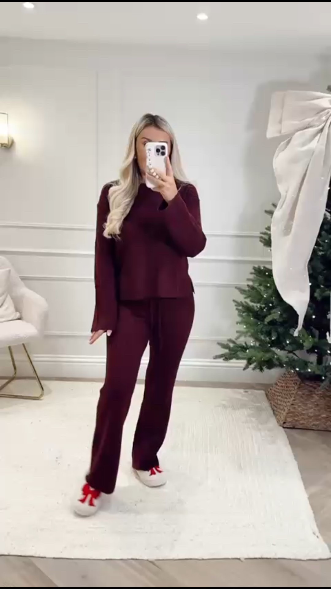 The most gorgeous co-ord!! ♥️

Burgundy, matching set, cable knit, Christmas Day outfit, comfy outfit

#LTKfestive #LTKuk #LTKwinter
