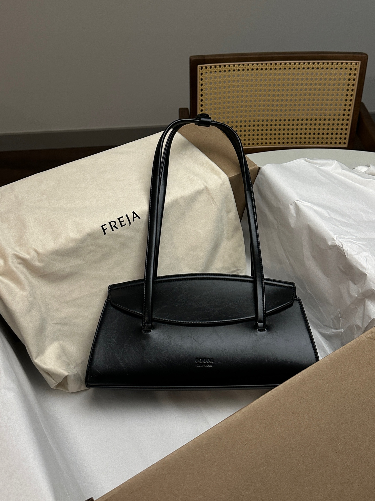 Most beautiful bag 

#frejanyc #carolinebag 