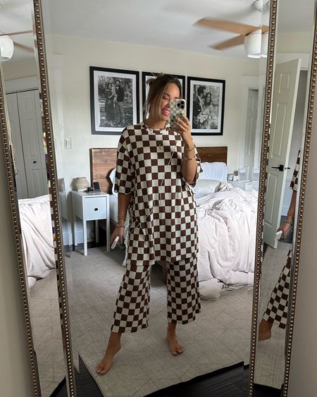 My checkered print set comes in multiple color options and is now available on Nordstrom! 🥰🥰 it’s sooo comfy and I love the print! I’m in a size medium!

Nordstrom, shop lala, lala set, checkerboard, checkered print 

#LTKFind #LTKSeasonal