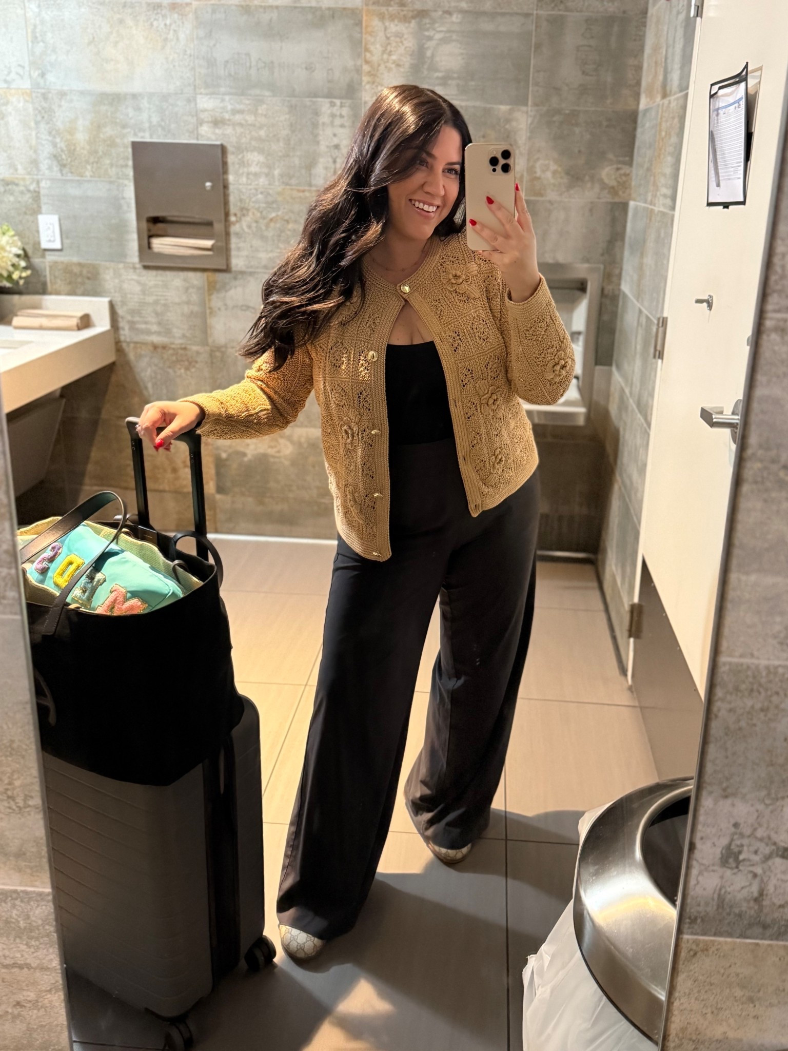 Off to start our Thanksgiving holiday! ✈️ 

#LTKHoliday #LTKdayinmylife #LTKTravel