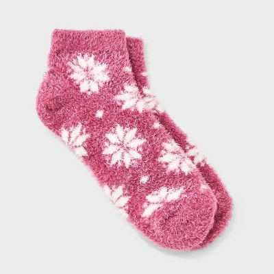 Women's Snowflake Cozy Low Cut Socks - Auden™ Rose 4-10 | Target